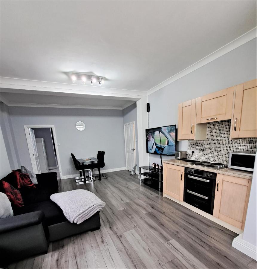 Large Flat Quite Location Modern And Well Equipped Apartamento Swanage Exterior foto