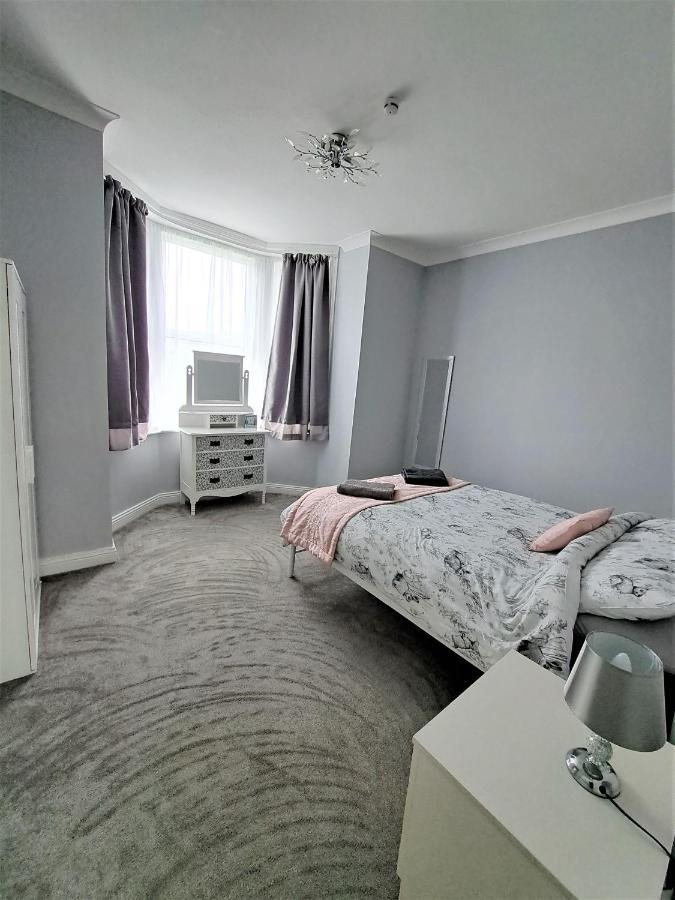 Large Flat Quite Location Modern And Well Equipped Apartamento Swanage Exterior foto